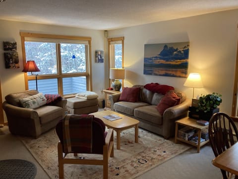 Open Concept Living Room, Overlooking Deck