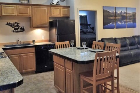 60e5b2e7 46ba 48f2 a0e2 7e787b09ab41