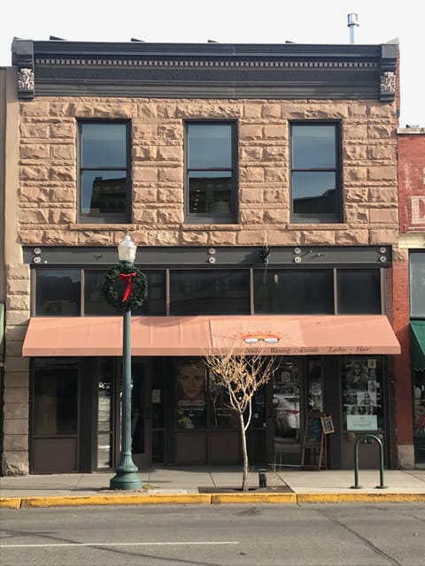 Durango Downtown Luxury  Penthouse 2nd Floor 2BR, and entry on Main Avenue