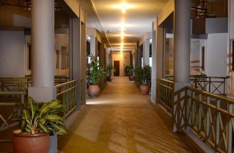 2 Bedroom Apartment with Pool View 