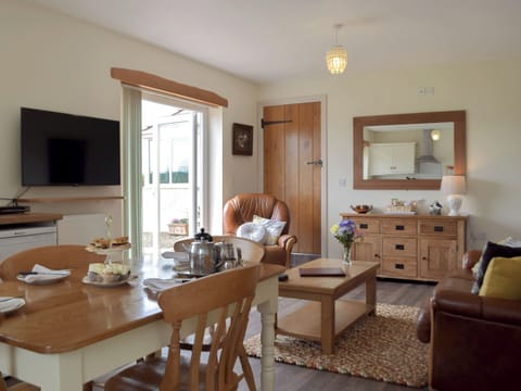 Open plan living space | Piglets Cottage, Canaston Bridge, near Narberth