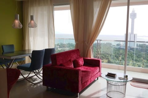Living & Dining