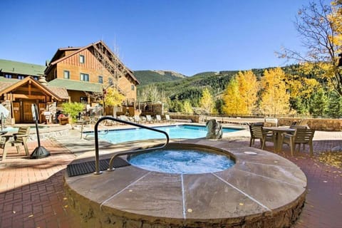 River Run pool