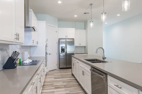 Fully equipped kitchen with brand new stainless steel appliances