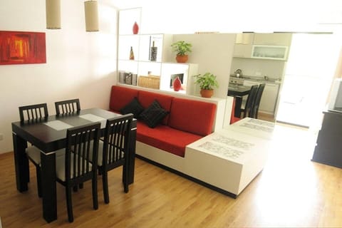 Rayuela Studio Apartment