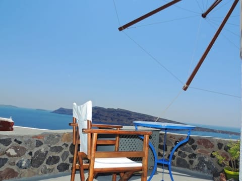 1st Balcony with Volcano view,Sunset view