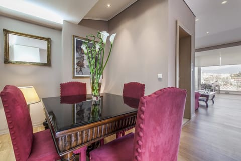 Second floor 
Living room-dinning table