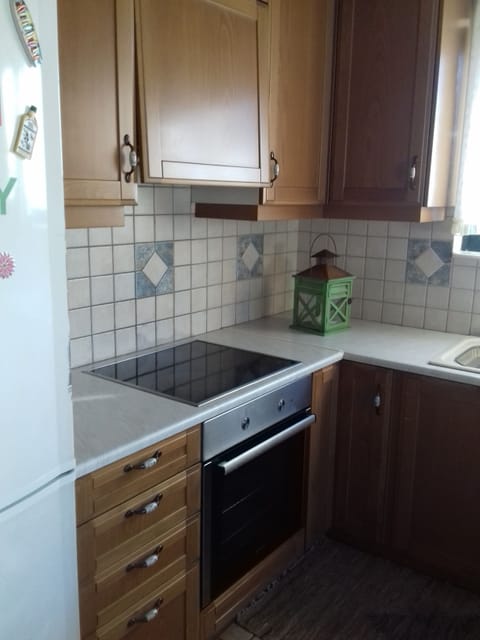 First quality wood kitchen