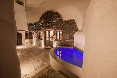 CASA SANTANTONIO - Senior Cave Apartment with outdoor Jacuzzi Apartment in Thera