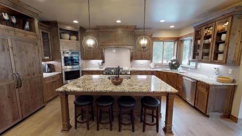 56592-Sunstone-Lp-02052019_091008-min