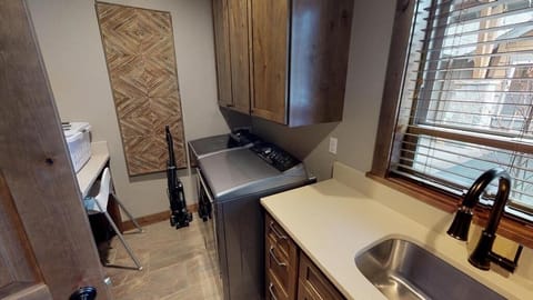 56592-Sunstone-Lp-02052019_091133-min