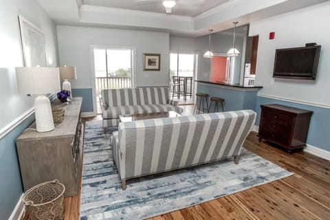 Enjoy your stay on the river