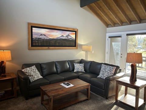 New Living Room Pic 2