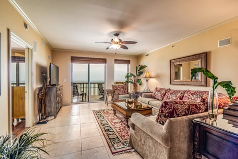 Oceanfront Living Room with Access to Balcony