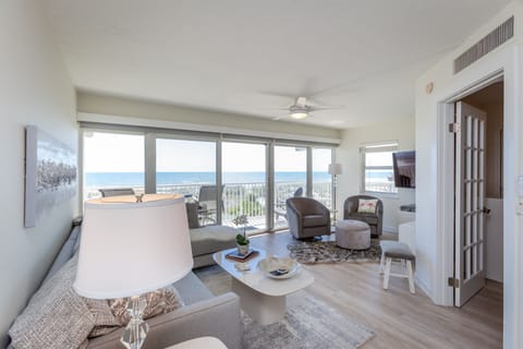 Beautiful oceanfront living area