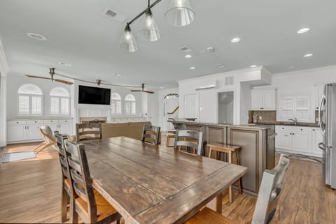 Emerald Belle - Miramar Beach - Dining Room