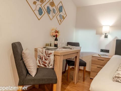 Double room, shower, toilet - House Panorama Apartment in Salzburgerland