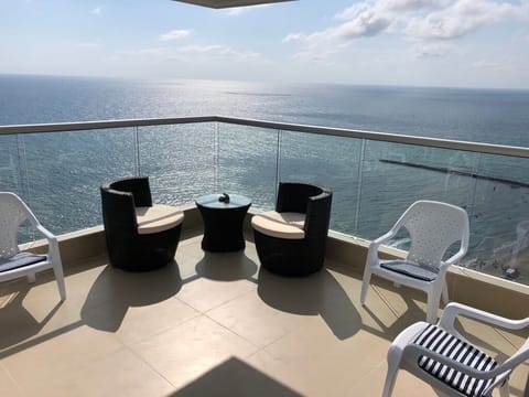 Apartamento frente al mar, Cartagena.