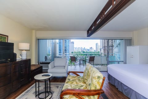 Enjoy views with large glass lanai doors