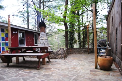 Courtyard area next to cabin.