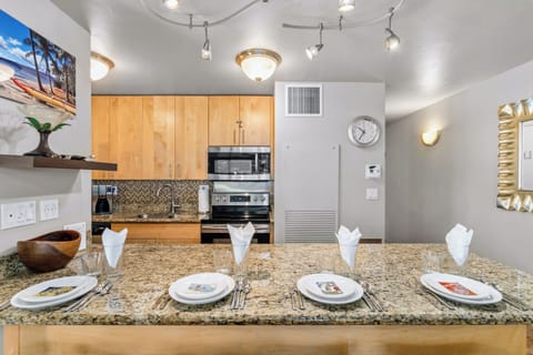 Enjoy meals at the counter.