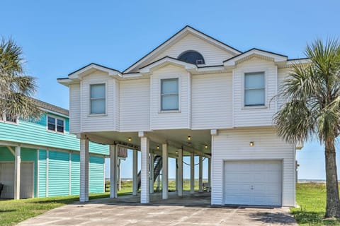 Galveston Vacation Rental | 3BR | 2BA | Stairs Reqiured | 2,556 Sq Ft