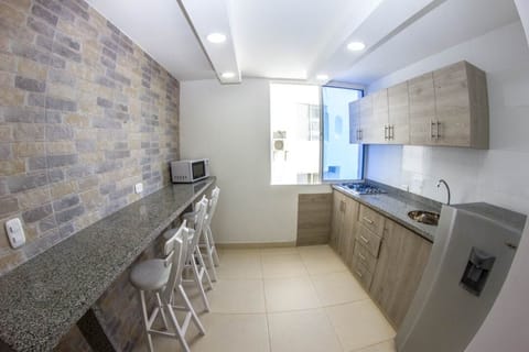 502-2 Apartamento Lujoso, Econmico