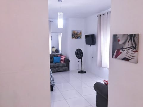 Clean CHIC and Modern