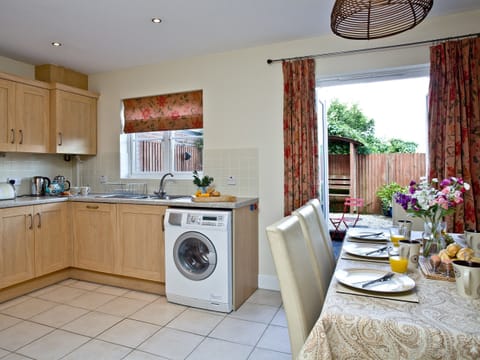 Kitchen/diner | Cormorant View, Weymouth