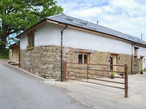 Impressive holiday home | The Horse Gin - Higher Blagrove Farm Cottages, East Worlington, near South Molton