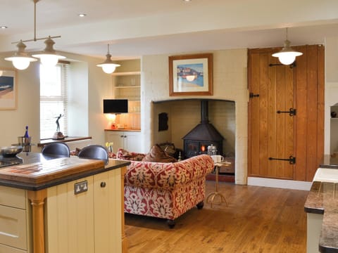 Large breakfast kitchen with seating area | Cranford House - Cranford and The Coach House Cottages, Cranford, near Clovelly