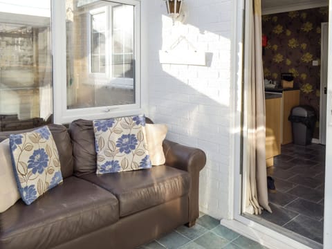 Light and airy conservatory | Seagull Cottage, Portreath
