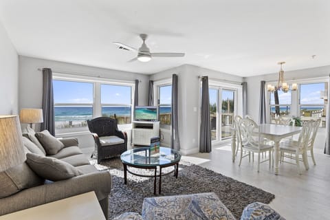 Emerald Dunes 105 Living Room