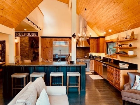 Chef's Dream Kitchen
