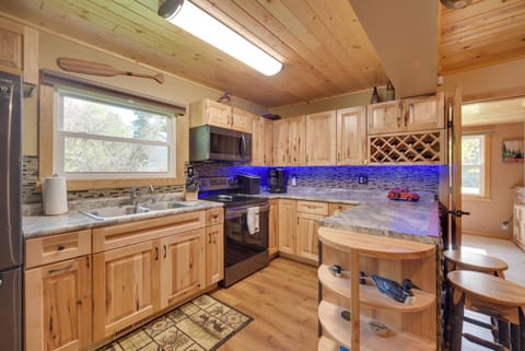 Kitchen | Main Level | Dishwasher | Drip Coffee Maker
