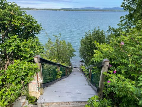 Access to the beach in front of the house.