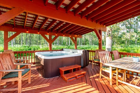 Hot tub