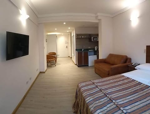 Plenty of space, hypoallergenic floor