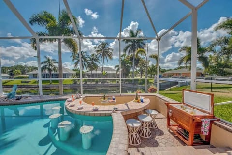 Swim up to the bar!!