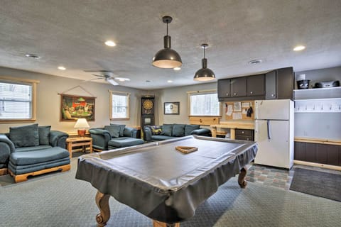 Game Room | Pool Table | Darts