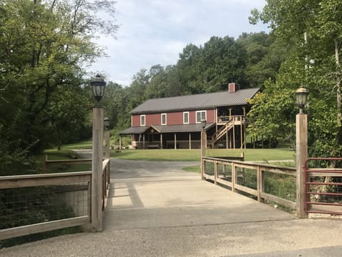 Fossil Creek bridge entrance.