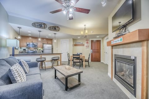 Open Floor Plan - Living area, dining area, and kitchen all flow together nicely with the open floor plan.