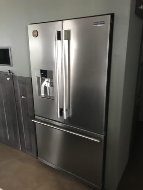 Counter-Depth Fridge with Top and Bottom Ice-Makers