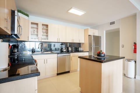 Very luminous and spacious kitchen