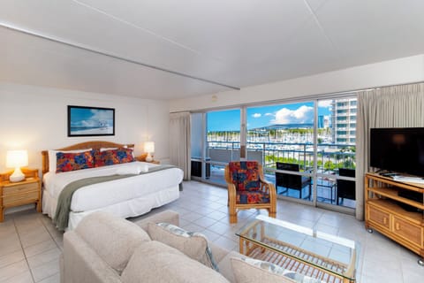 Living room and bedroom - Living area and bedroom with king sized bed.  Killer views from every angle.