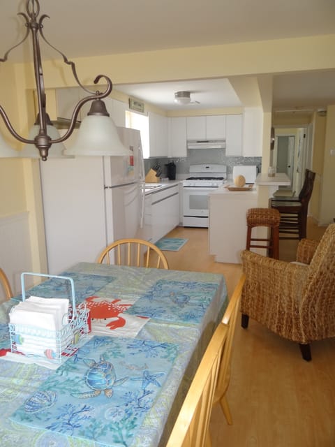 Dining room looking into the kitchen

