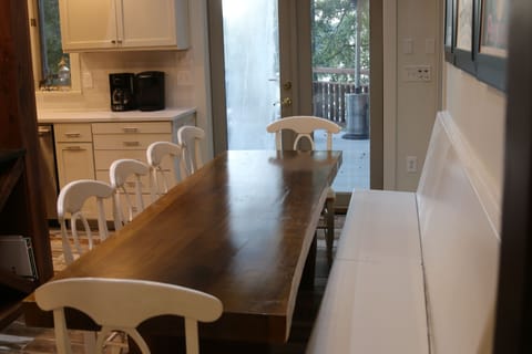 Dining seating 12+