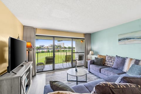 Edgewater Golf Villa 1213