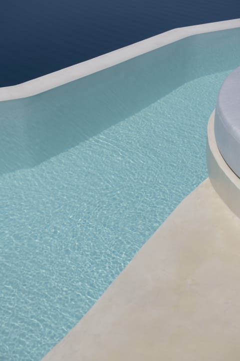 Pool detail