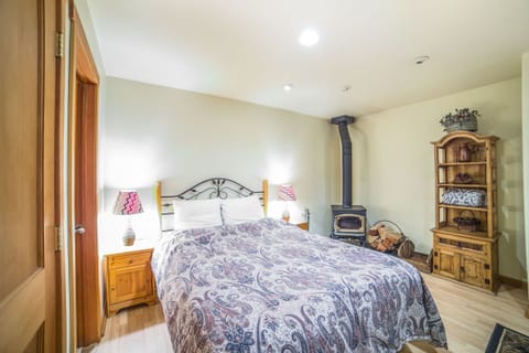 queen size bed